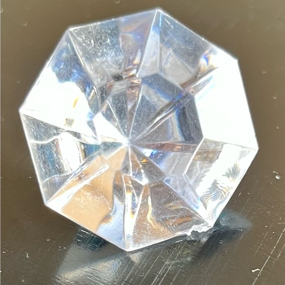 Great for Bridal Shower! PLASTIC crystal diamond design scatter - Picture 3 of 4